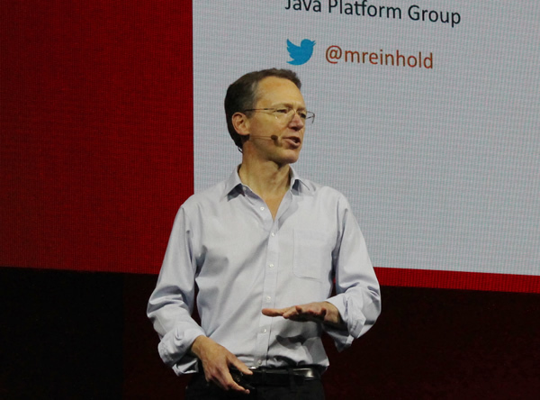 Oracle, Chief Arhitect Java Platform Group, Mark Rainhold氏