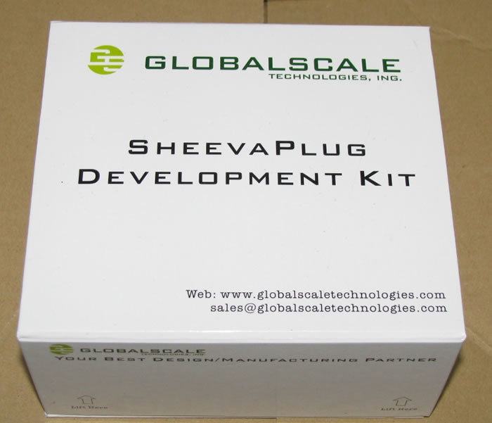 図2　SheevaPlug Dev Kitのパッケージ