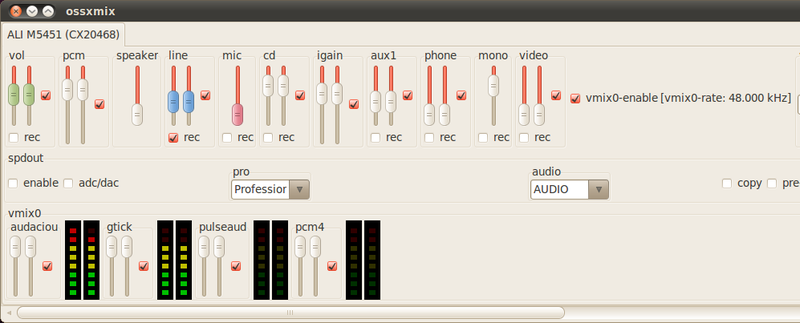 図8　ossxmixの画面。この場合は、AudaciousとGTickとPulseAudioの出力がミックスされています