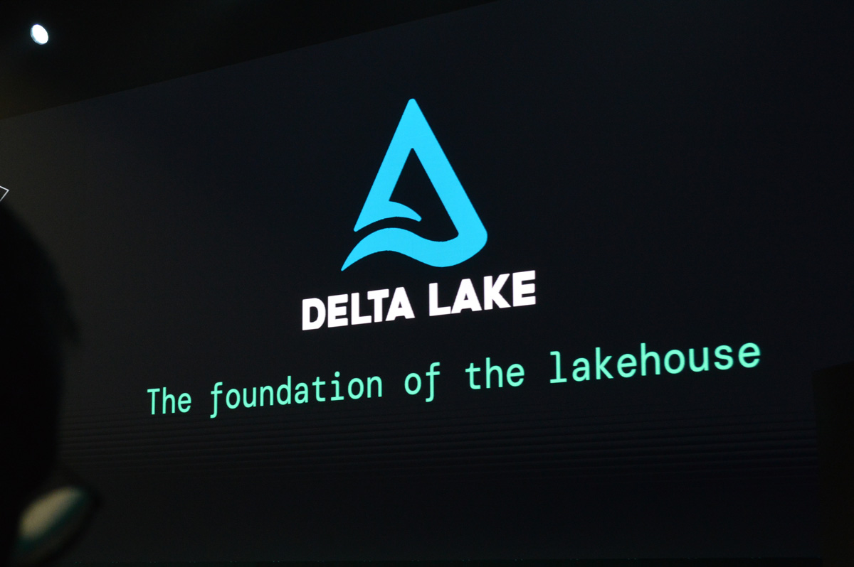 DatabricksにとってDelta Lakeは「データレイクのファウンデーション（基盤）」という位置づけ