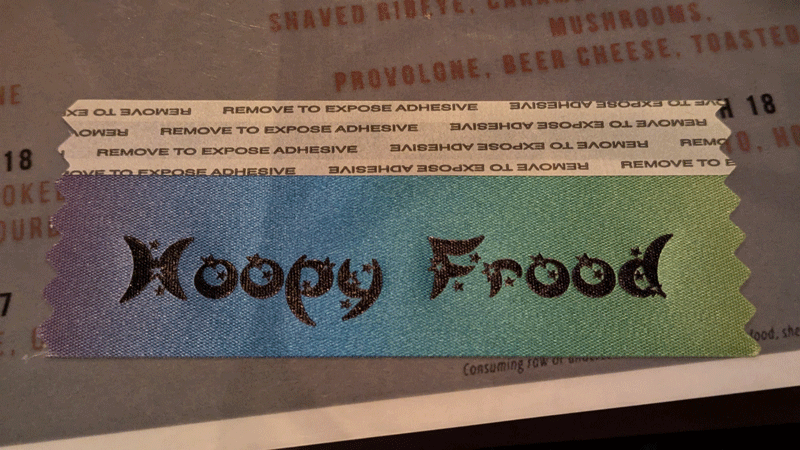 謎のHoopy Froodリボン
