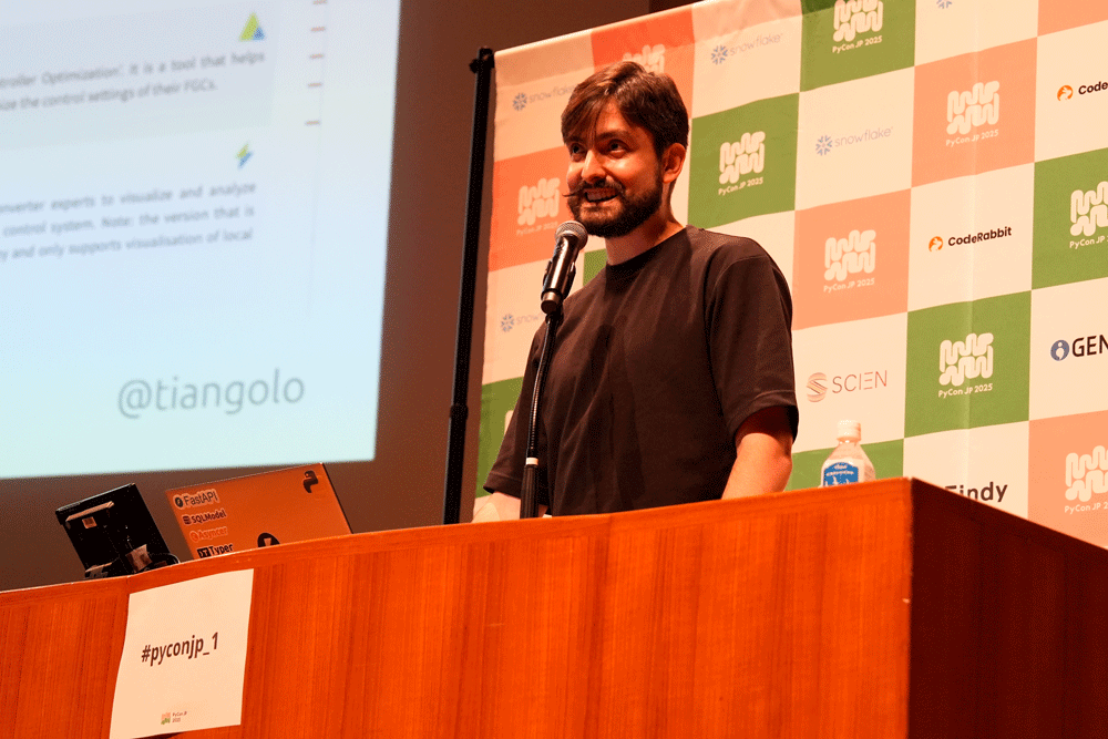 Sebastián Ramírez氏