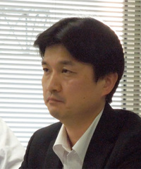 データセンタ事業部 サービス開発部 ホスティングサービス担当 担当課長 會田哲生氏