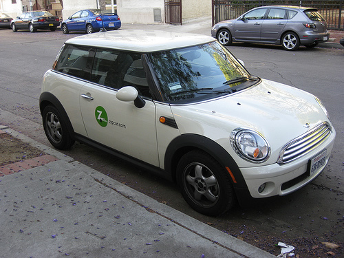 ZipCarの代表車種、ミニクーパー