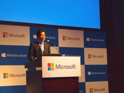 この2月で日本マイクロソフトになって3周年を迎え，さらなる発展を目指していきたいと述べた，日本マイクロソフト株式会社代表執行役社長 樋口泰行氏。「年々ビジネスが拡大しているクラウド市場に向けて，より高品質なサービスを提供していける」と，今回の発表に対しての意気込みを述べた