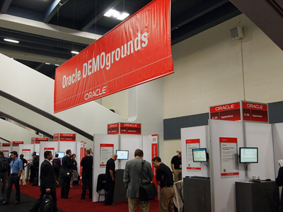 Oracle DEMOgroundsと名付けられたスペースには，各種Oracle製品が展示されている他，担当者から直接説明を聞くことができる。