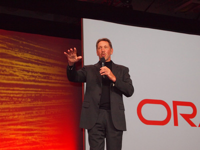 堂々と登場した，Oracle CEO, Larry Ellison氏