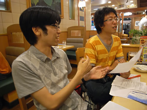 インタビューアーの大和田さん（右）、白土さん（左）