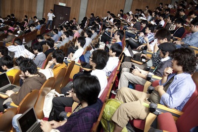 昨年のYAPC::Asia（http://30d.jp/yapcasia/4/photo/86 (c) Japan Perl Association）