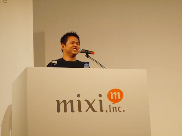 写真15　mixiプラットフォームを技術面で支えている株式会社ミクシィサービス本部パートナーサービス部開発グループマネージャ 田中洋一郎氏。
