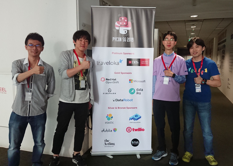チーム・ジャパン（左からKeisuke、nao_y、nikkie、筆者）